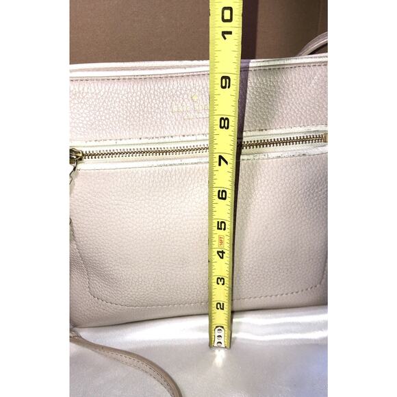 Kate Spade New York Purse Cross Body Tan Pebble Leather Tassle Front Zipper Pull - Picture 9 of 13